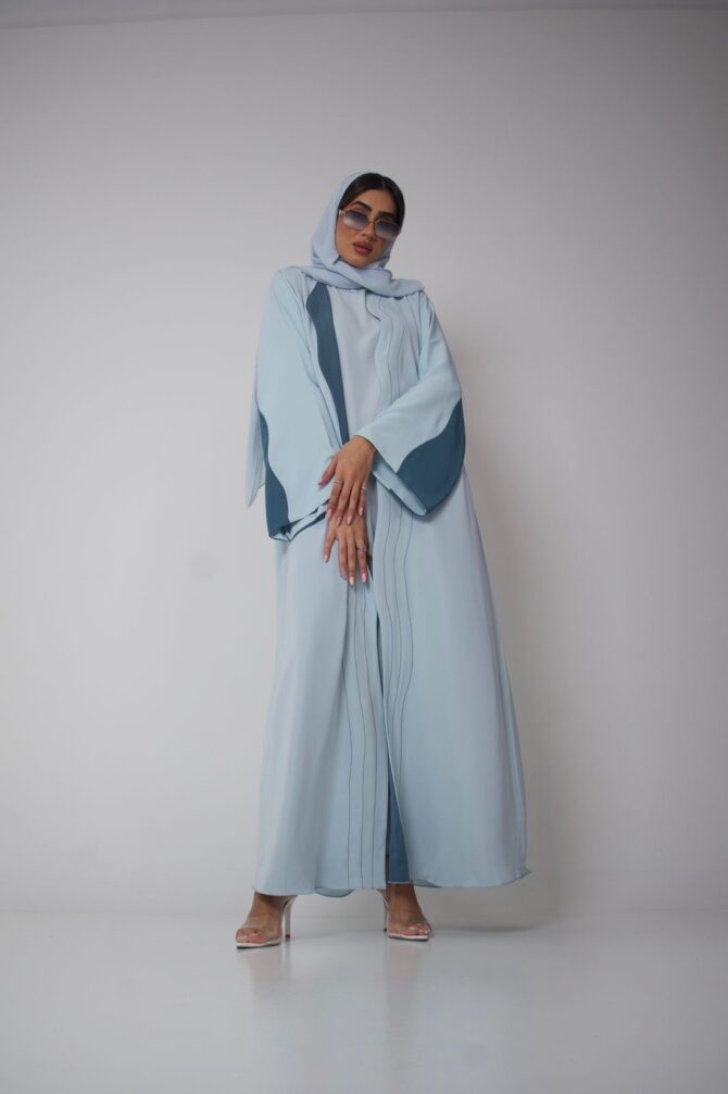 Mooj  Abaya